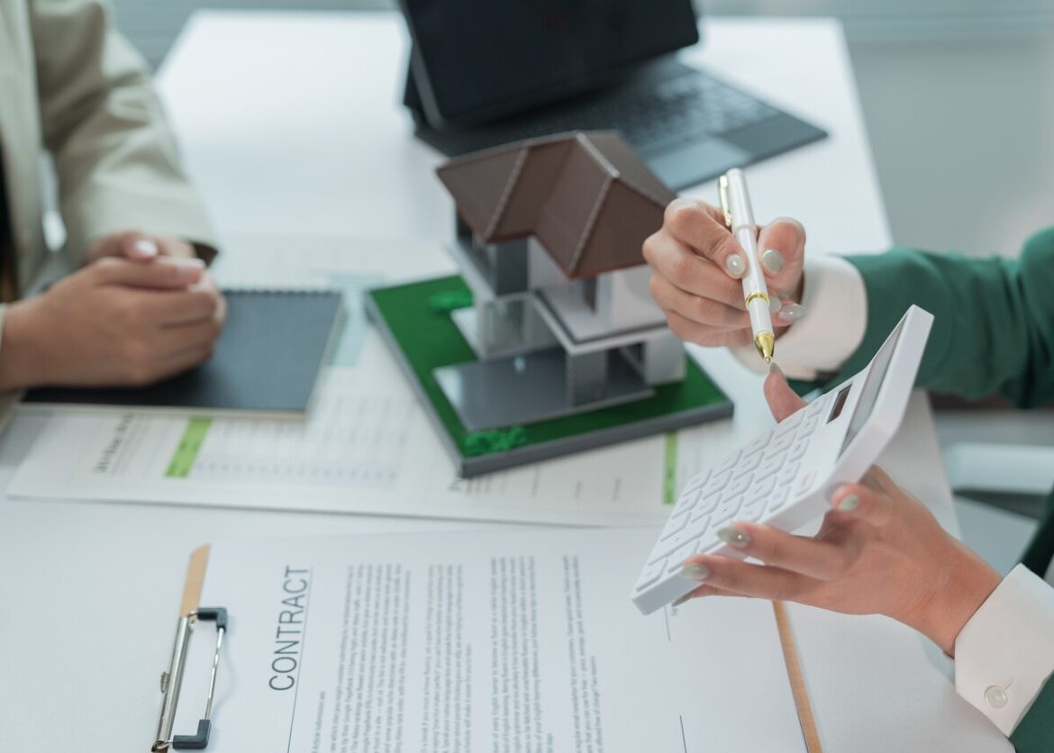 Buitenlanders onzeker over nieuwe belastingen op tweede woning en druk vanuit EU op Spanje