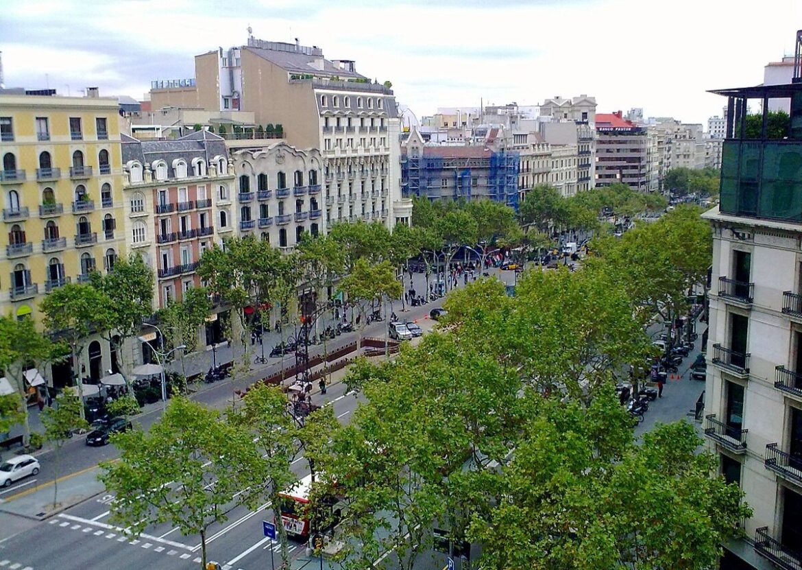 huurwoningen in Catalonië massaal verkocht door investeringsfondsen vanwege toegenomen regels en belastingdruk