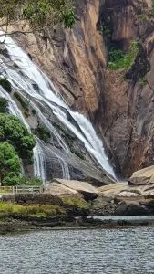 Ezaro cascada