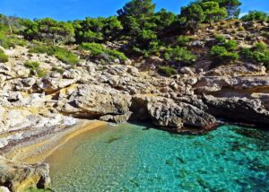 Baai in Villajoyosa, Raco del Conill, baaien aan de Costa Blanca