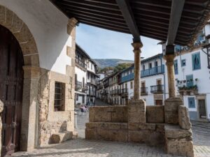 Candelario in de Sierra de Béjar