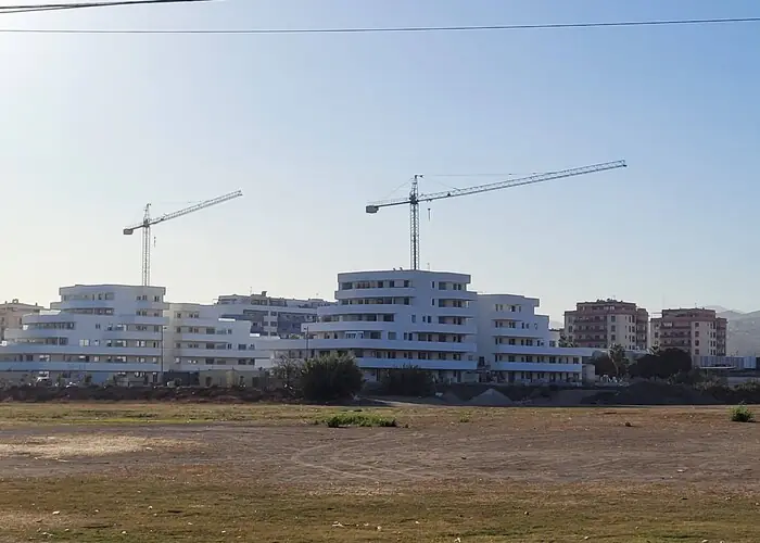 woningen in aanbouw in Torre del Mar, pas op voor vastgoedfraude hier in Axarquía