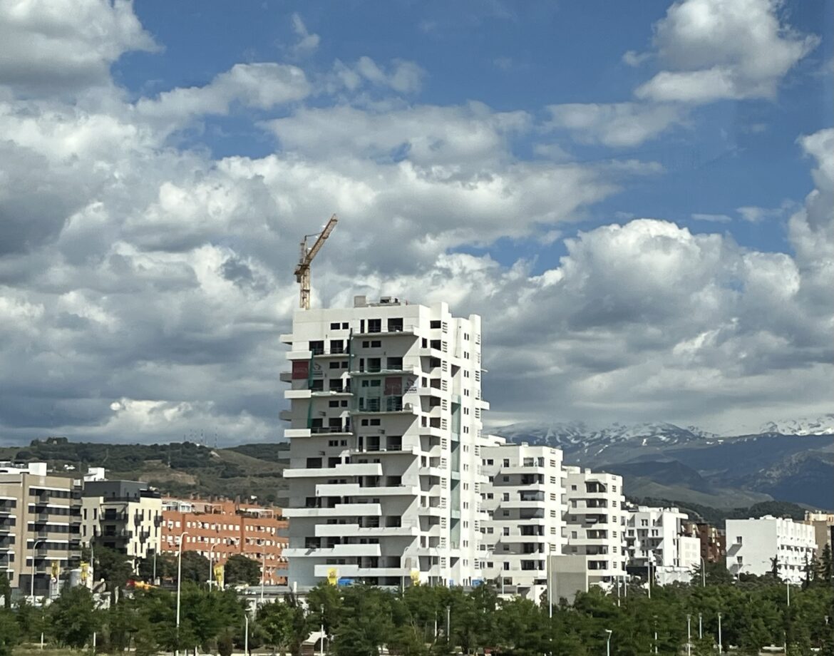 Zebra woningen, zwart-witte woonblokken