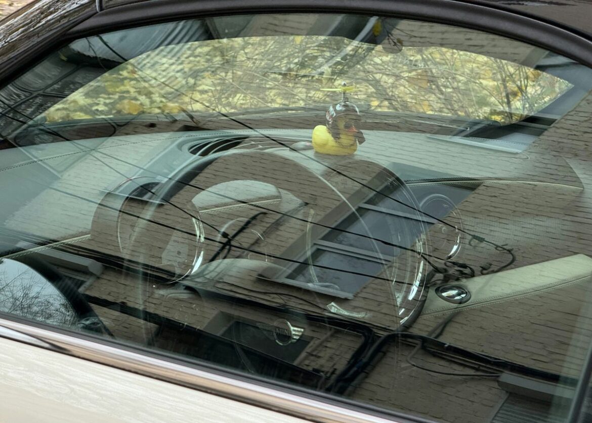 pleegbaby overlijdt in hete auto in Spanje