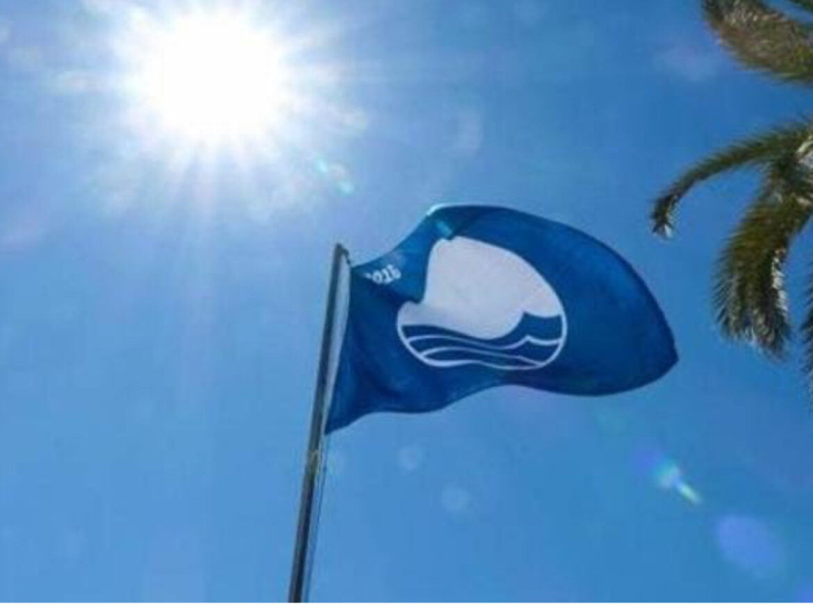 Torremolinos blauwe vlag op alle stranden