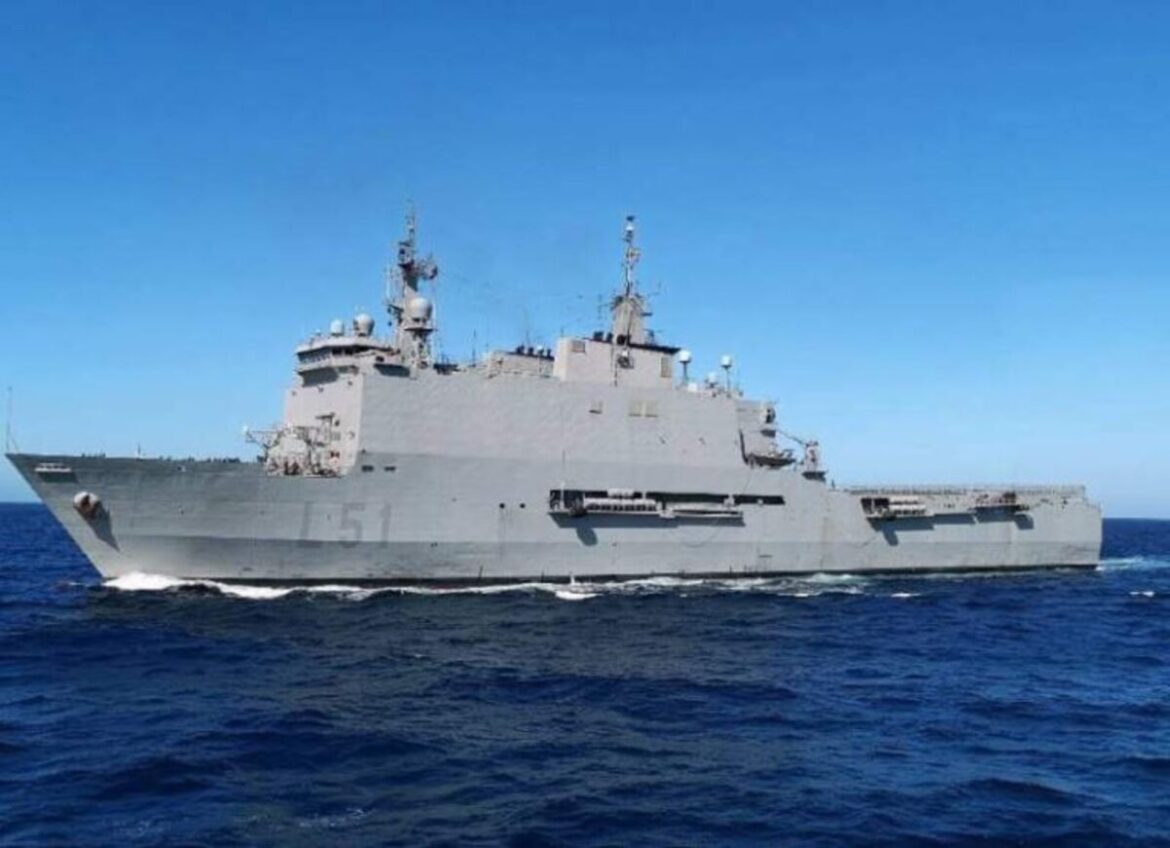 Oorlogsschepen in haven Málaga