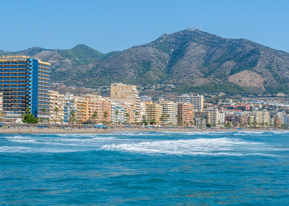 Spookdorpen langs de Spaanse kust ondanks woningtekort