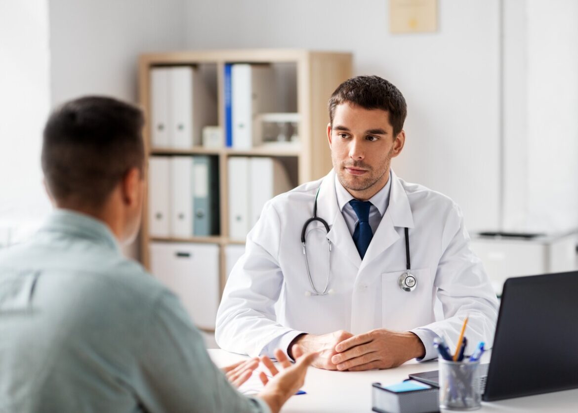 Nederlandse zorg in Spanje: vind snel betrouwbare hulp dichtbij