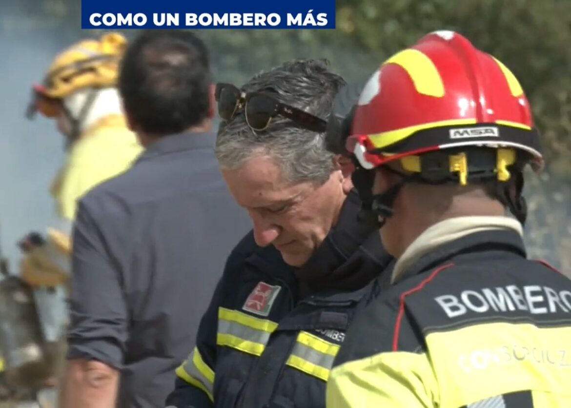 Bestuurder Zamora helpt bij blussen branden