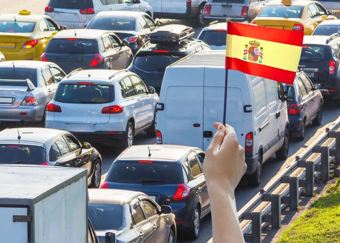 file, verkeersdrukte Gaat Málaga ten onder aan eigen succes? Files Costa del Sol domineren de kustwegen