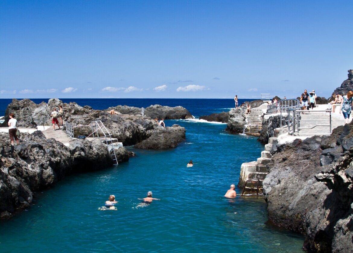 zwemverbod op Tenerife vanwege poepbacterie onder andere in natuurlijke baden van El Caletón