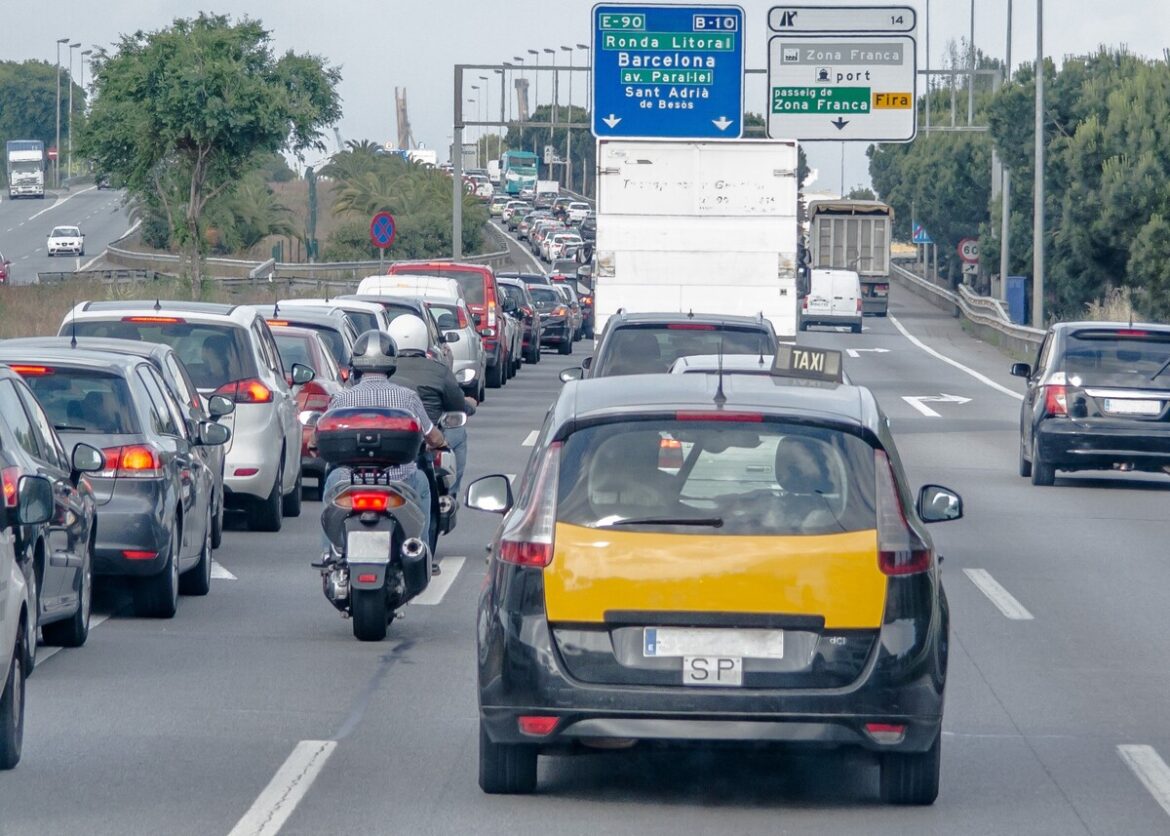 Verkeer in Spanje: land telt meer auto's dan bestuurders