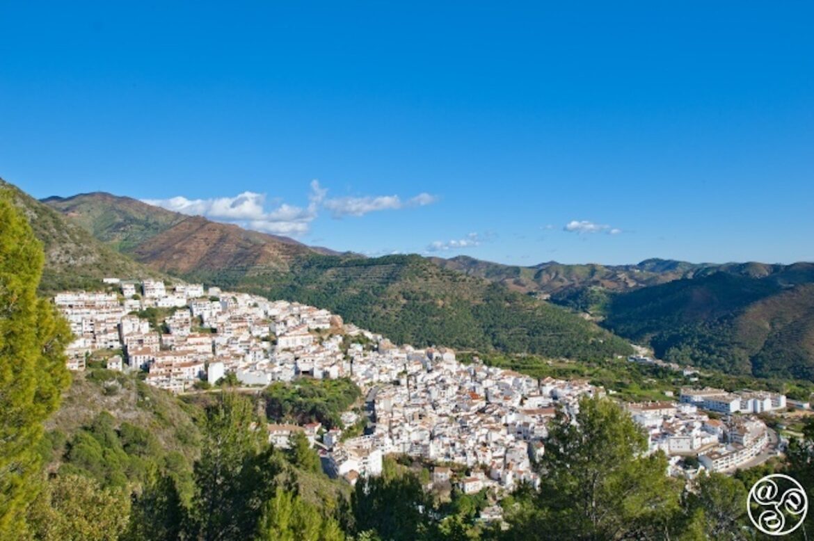 Ojén, wit dorp provincie Málaga