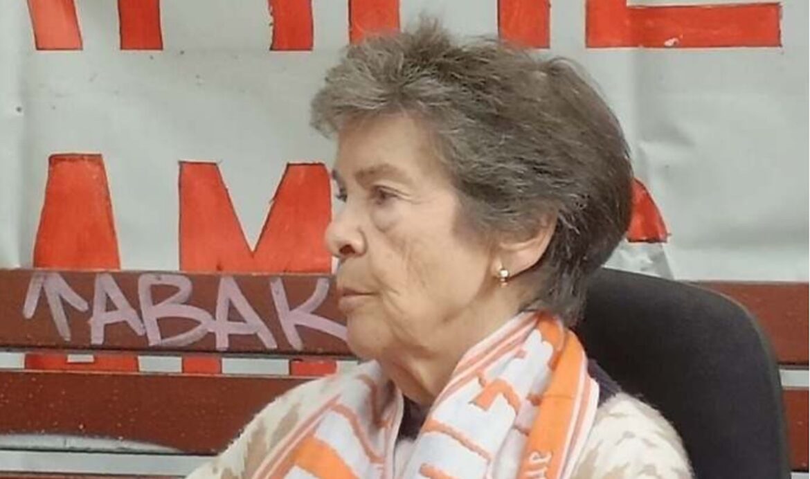 protest tegen huisuitzetting Mari Carmen van 87 jaar huisuitzetting dreigt voor 87-jarige vrouw uit Madrid