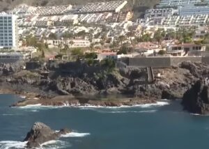 de natuurlijke zwembaden waar zondag 4 mensen overleden en een vrouw vermist raakte door hoge golven