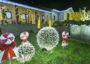 alle versiering is privé-initiatief in Quijano de Piélagos