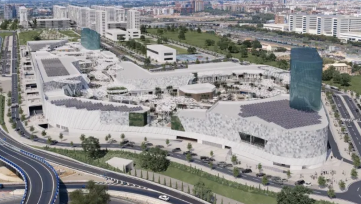 Winkelen, surfen en ontspanning in megacentrum Valencia