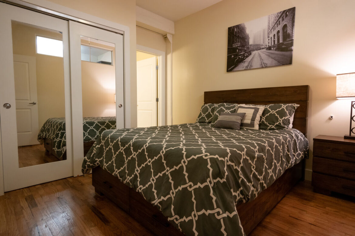 Slaapkamer in appartement voor tijdelijke verhuur in Spanje