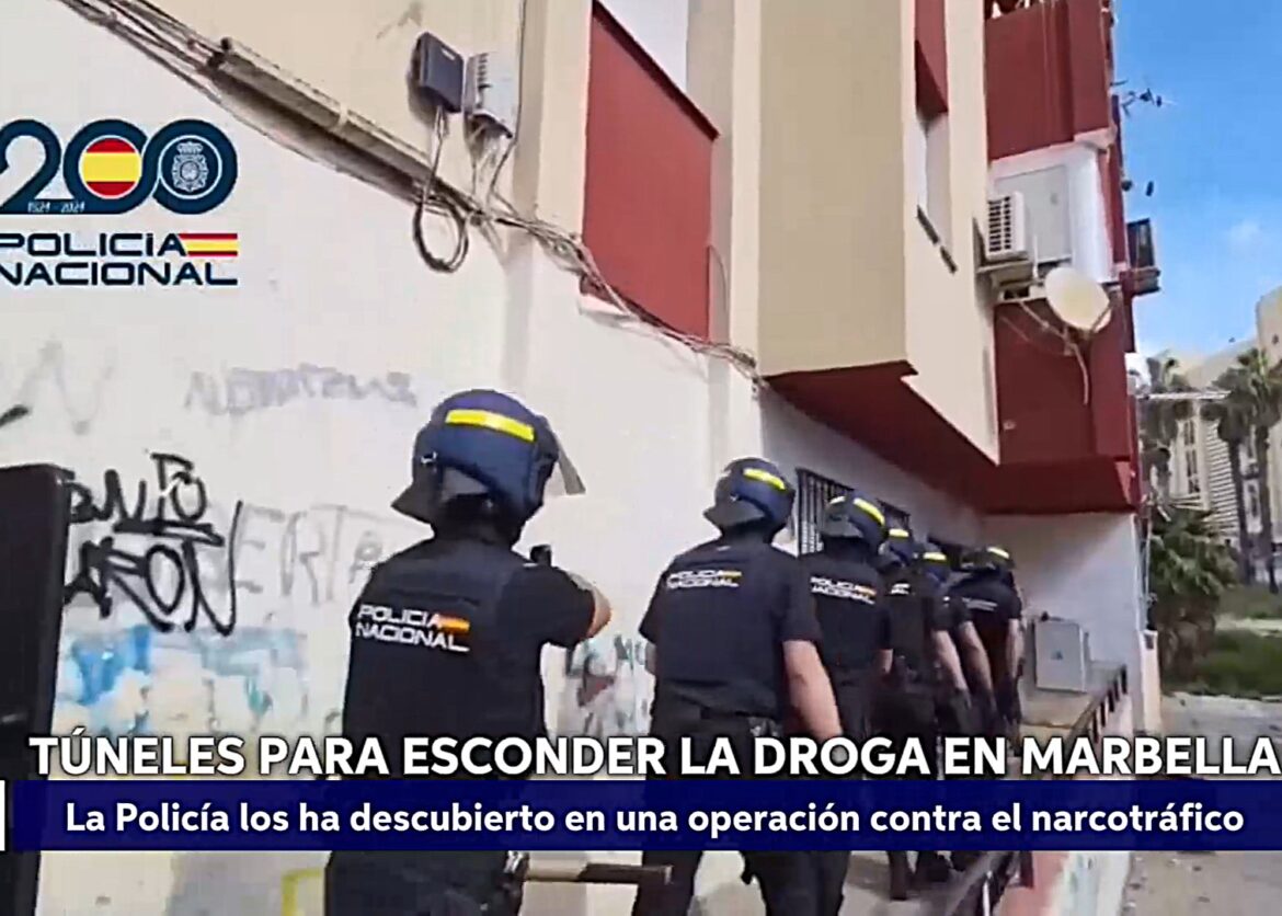 politie doet inval in gebouw in Marbella waaronder ze drugstunnels ontdekten