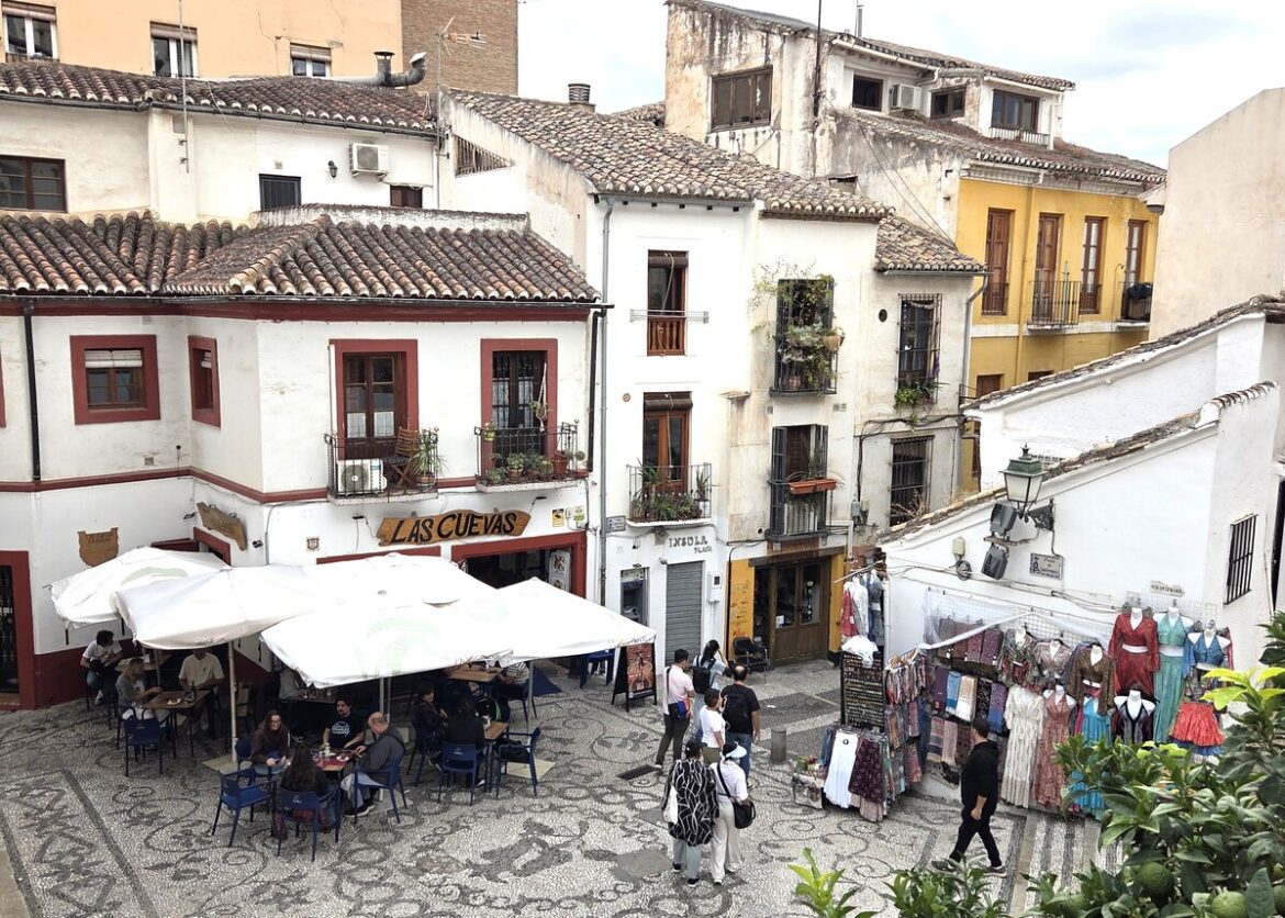 verkozen tot de mooiste wijk van Spanje: het Albaicin in Granada