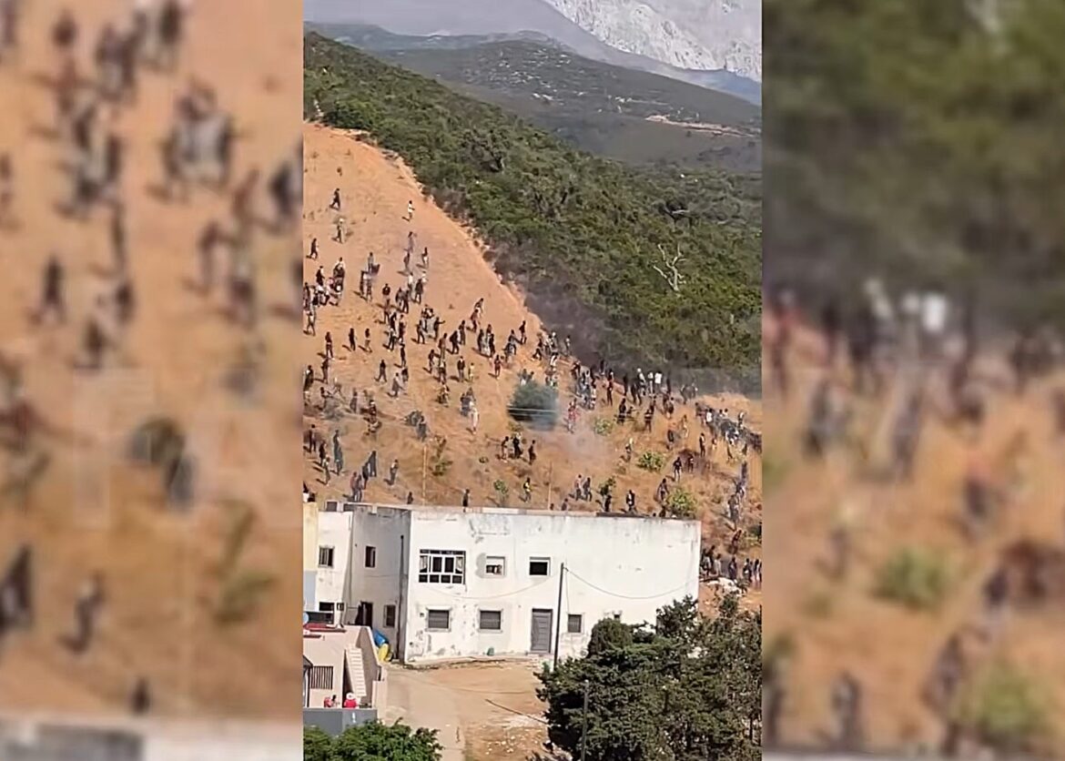 Honderden migranten wachten in de bergen rond Ceuta om Spaans grondgebied te kunnen betreden. Marokko en Spanje zetten zware grensbewaking in